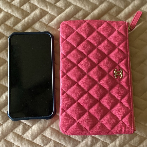 NWT, Chanel Small Pouch in Caviar leather - Picture 11 of 11